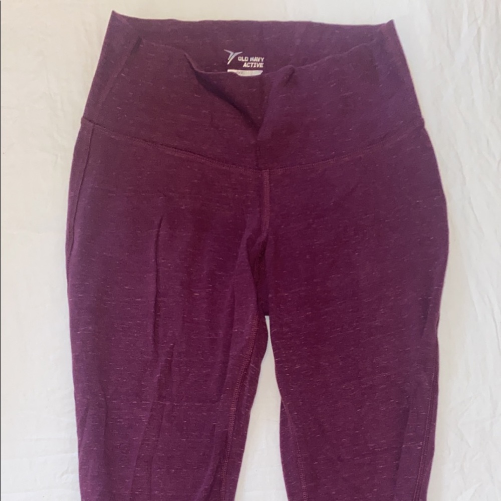 Old Navy Active maroon leggings